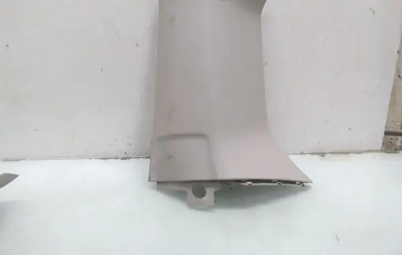 Land Rover Discovery 3 - LR3 Other sill/pillar trim element EMR500390