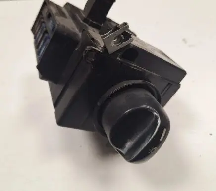 Mercedes-Benz A W168 Light switch 1685450104 501733