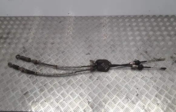Toyota Yaris Gear shift cable linkage