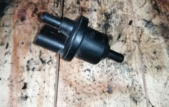 Volkswagen Golf VI Turbo solenoid valve 6QE906517