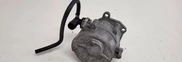 Renault Megane II Vacuum pump 451323 2B210306