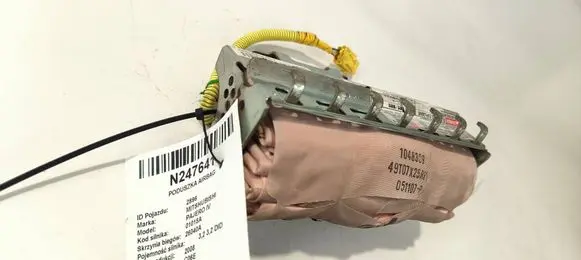 Mitsubishi Pajero Passenger airbag 1048309 49107X25BF1