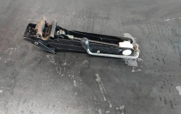 Volkswagen Polo Lift Jack 6N0011031A