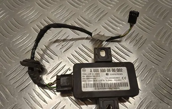 Mercedes-Benz CLS C218 X218 Tire pressure control unit A0009000800 A0035402045