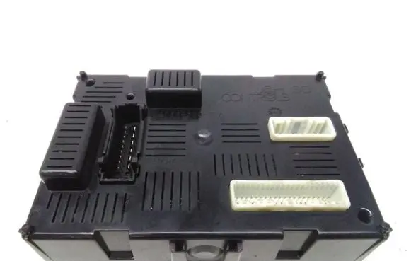 Nissan Note (E11) Comfort/convenience module 284B29U00A 00268272 281173409B