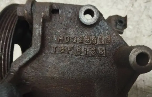 Mitsubishi Space Star Power steering pump MD323913 T6F6126