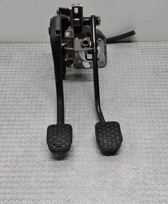 BMW 3 E46 Pedal assembly 35112229128