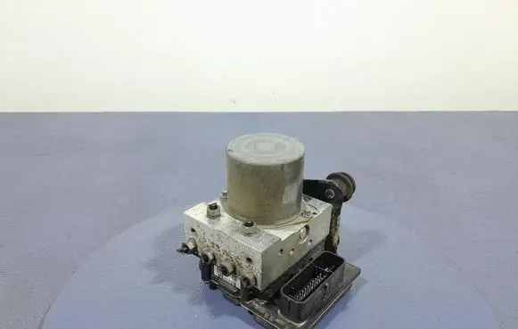 Audi A4 S4 B8 8K ABS Pump 8K0614517GH