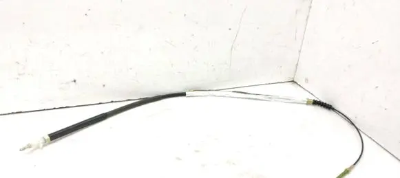 Opel Omega A Clutch cable 01361F36 669159 90335385