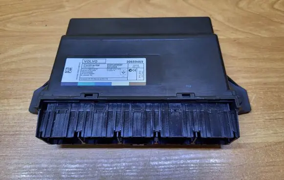 Volvo S60 Keyless (KESSY) go control unit/module 30659469 5WK49955F