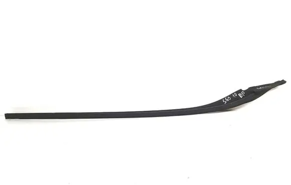 Volvo S60 Windshield trim 30753986