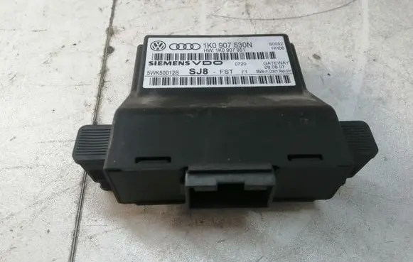 Volkswagen Golf V Gateway control module 1K0907530N 1K0907951 5WK50012B