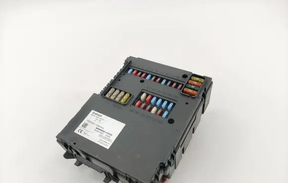 Smart ForTwo II Fuse box set A4515401150