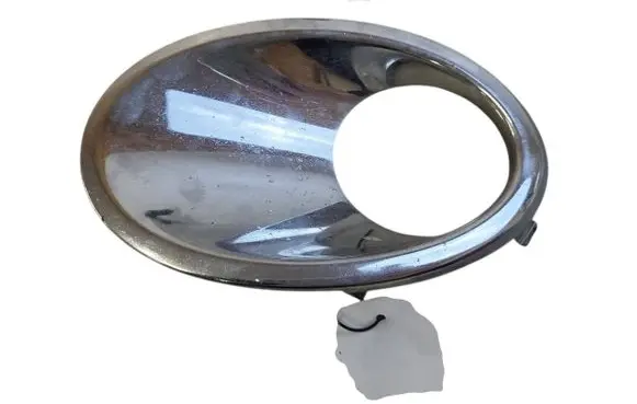Nissan Qashqai+2 Front fog light trim/grill 62257BT01A