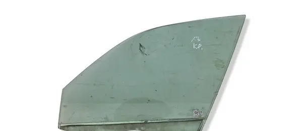 BMW X3 E83 Front door window glass four-door