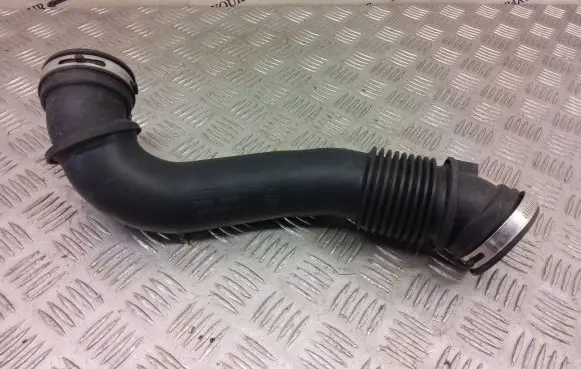 Ford Ecosport Intercooler hose/pipe jn159c623ab