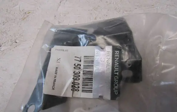 Renault Kangoo I Fender mounting bracket 7750309028