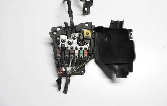 Citroen DS3 Fuse module 9675123880 66652X 2529