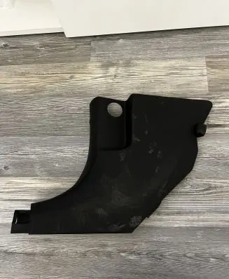 Foot area side trim