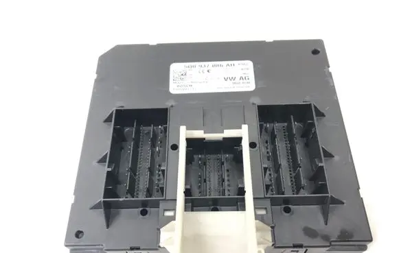 Volkswagen PASSAT B8 Comfort/convenience module 5Q0937086AH
