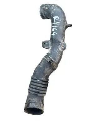 Mazda 626 Air intake hose/pipe FEH113231
