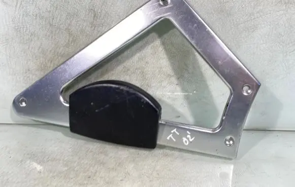 Audi TT Mk1 Other center console (tunnel) element