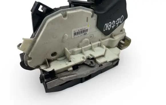 Skoda Octavia Mk3 (5E) Coupe door lock (next to the handle) 5E1837015