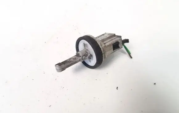 Volkswagen Golf V Interior temperature sensor 1k0907543A
