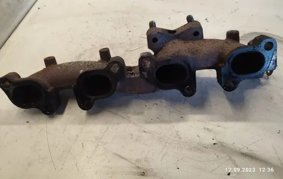 Exhaust manifold