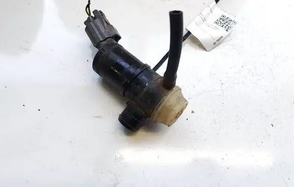 Subaru Forester SH Windscreen/windshield washer pump 