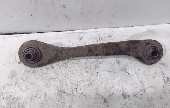 Volkswagen PASSAT B6 Rear control arm