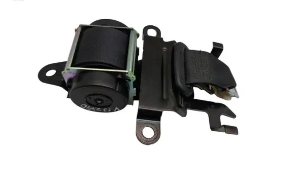 Toyota Verso Middle seatbelt (rear) 733500F023C0 733500F023 6298045