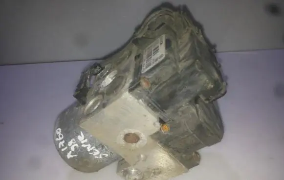 Renault Scenic I ABS Pump 0273004279 7700423034
