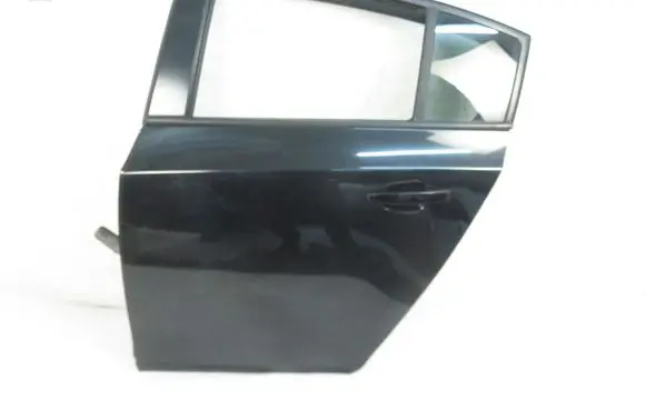 Chevrolet Cruze Rear door