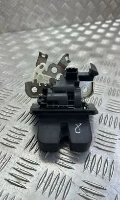 Audi A3 S3 8V Tailgate/trunk/boot lock/catch/latch 8R0827505