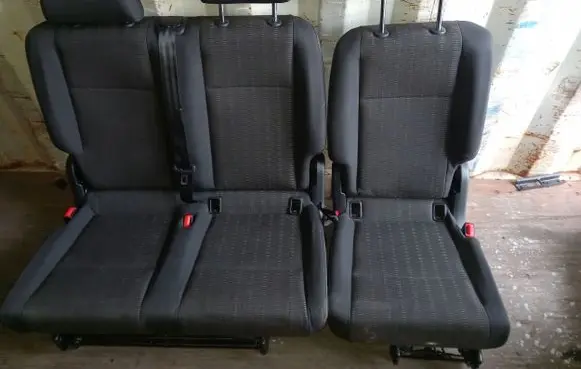 Volkswagen Caddy Seat set 2K5