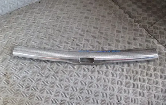 Volkswagen PASSAT B5.5 Trunk/boot sill cover protection 3B9863459J