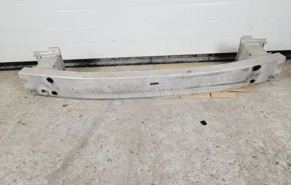 Nissan Pathfinder R52 Front bumper cross member