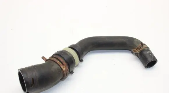 Renault Kangoo III Engine coolant pipe/hose