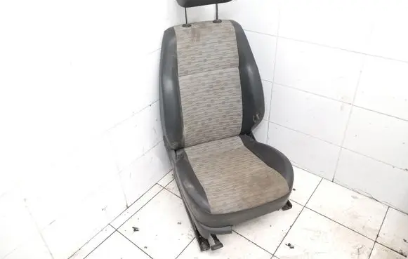 Volkswagen Caddy Front driver seat 