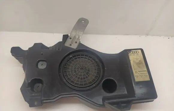 Audi A3 S3 8P Subwoofer speaker 8P4035382