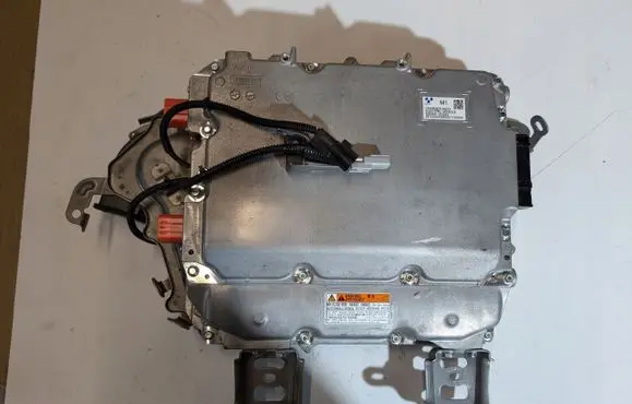 Toyota RAV 4 (XA50) Voltage converter inverter G909042060