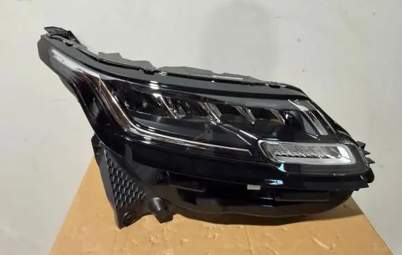 Land Rover Range Rover Velar Headlight/headlamp LR141231