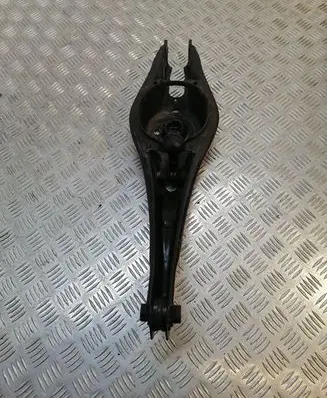 Volkswagen PASSAT B8 Rear upper control arm/wishbone 3Q0505311C