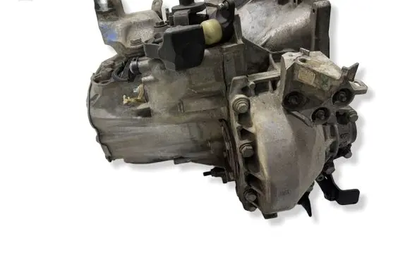 Peugeot Rifter Manual 6 speed gearbox 20MB46