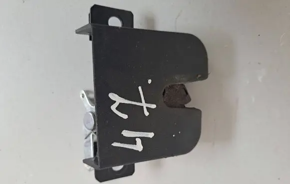 Audi A4 S4 B8 8K Tailgate/trunk/boot lock/catch/latch 2K5327505