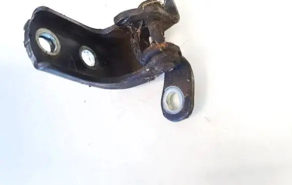 Honda CR-V Rear door lower hinge