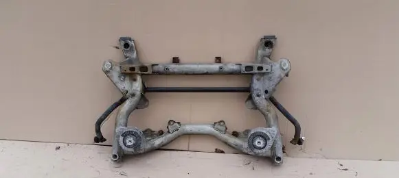 Mercedes-Benz E W212 Front axle beam W212xxxccx