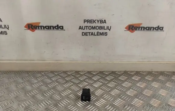 Toyota Prius (XW50) USB socket connector 8619042040