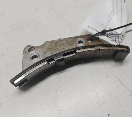 KIA Sorento Slide rail for timing chain 